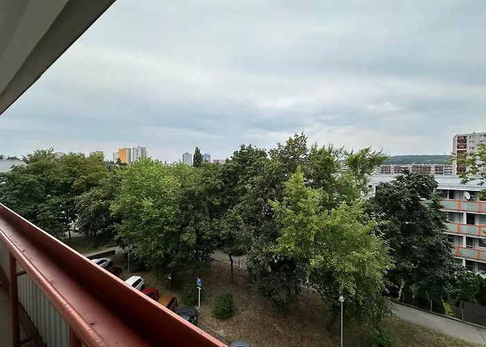 Peaceful Relaxation - Free Parking Μπρατισλάβα